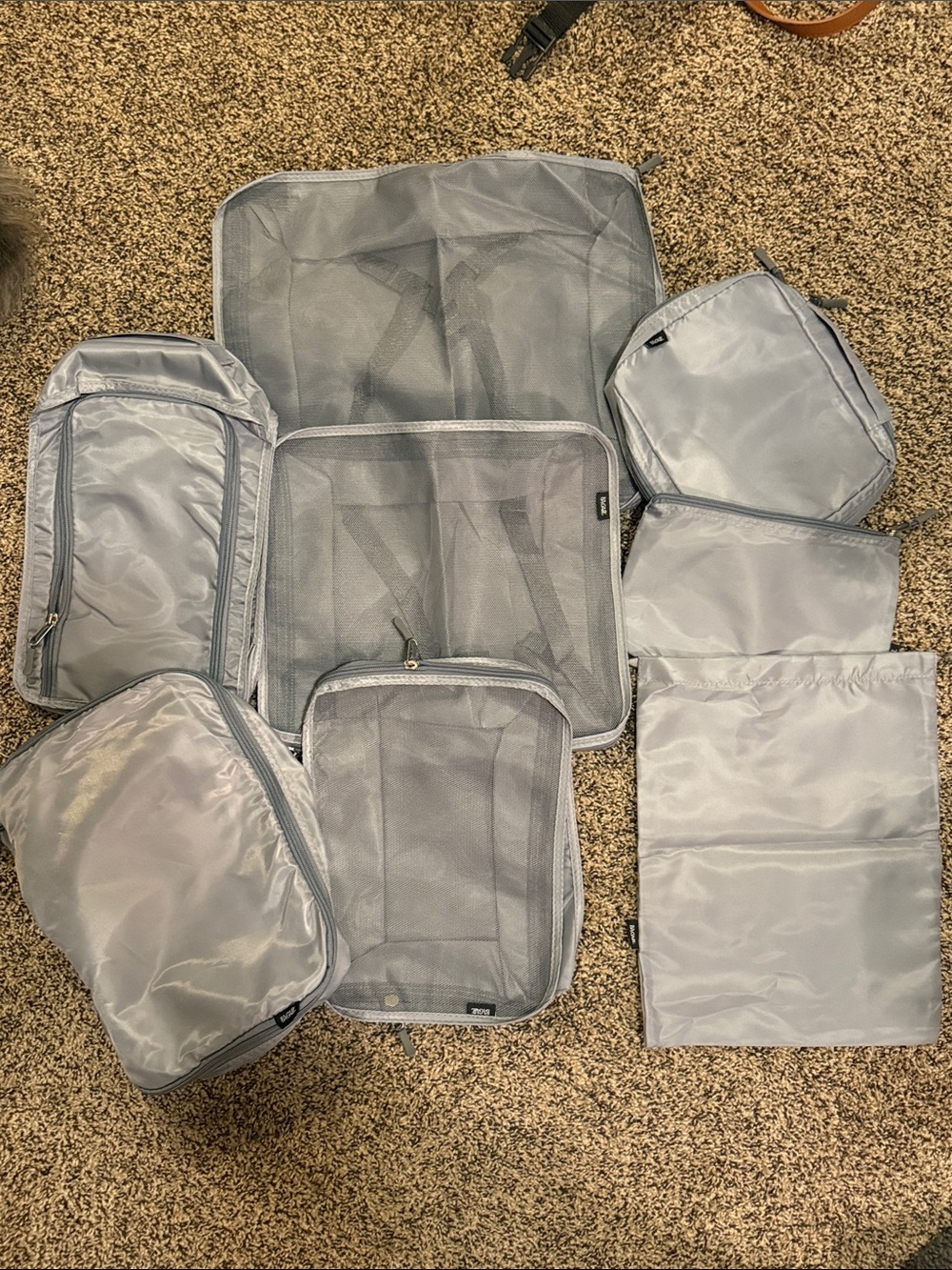Light Gray Packing Cubes Set - Travel Organizer Set of 8 travel bags